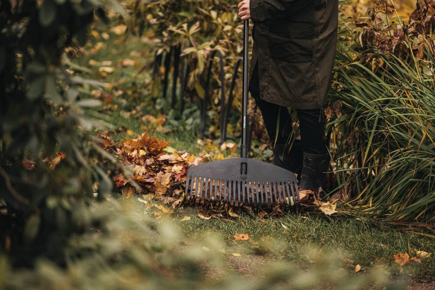 Leaf Rake, Black